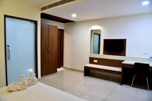 Rathna Residency
