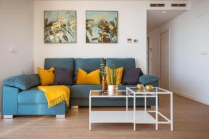 Modern sea front Reef