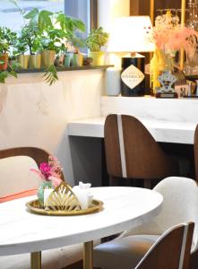 Hotels Hotel Cosmopolitain : photos des chambres