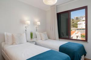 Garajau IV by An Island Apart