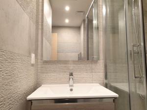 Appartements HYPER-CENTRE MODERNE APPART 206 : photos des chambres