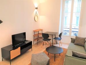 Appartements HYPER-CENTRE MODERNE APPART 206 : photos des chambres