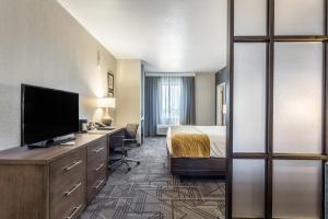 Comfort Inn & Suites Salt Lake City Airport