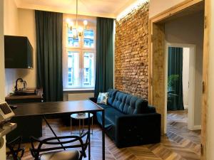 Apartmenty Mariacka 20 -Self Check-In 24h -Loud on the weekends - by Kanclerz Investment