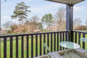 Appartements Charming and calm flat with balcony and parking in Trouville - Welkeys : photos des chambres