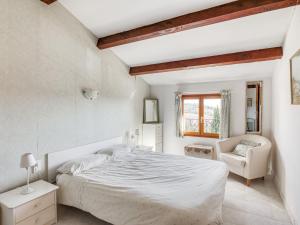 Villas Delightful Villa in Montouliers with Private Swimming Pool : photos des chambres