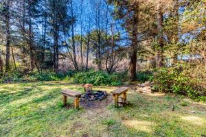Woodland Cottage by the Sea