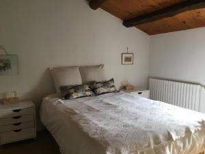 Maisons d'hotes A l'ombre du figuier : photos des chambres