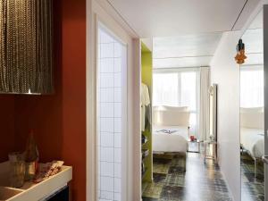 Hotels Mama Shelter Marseille : photos des chambres