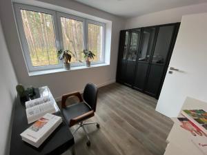 Luksusowa Willa pod Lasem, Otwock - Shared garden, sauna, wood hot tub! Hot tub seasonal!