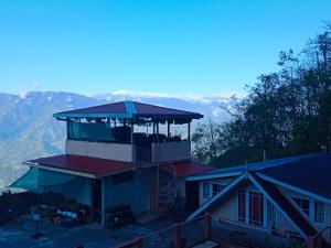 Little Singamari Home Stay