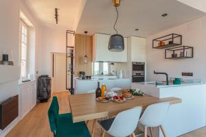 ALTAYA Apt with balcony and sea view in Biarritz