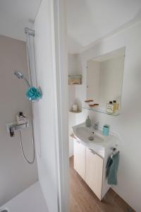 Mobile Home Saleccia (5 Adults) room in Camping International