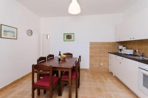 Apartment RUZA