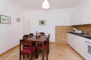 Apartment RUZA 