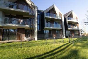 HolidayPlus Multiple Apartments, By Cohost