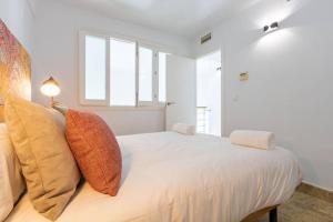 Becas Alameda Duplex by Valcambre