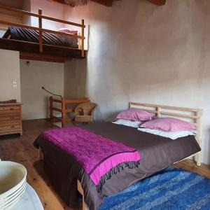 Un charmant F2 pour les voyageurs et les pèlerins!