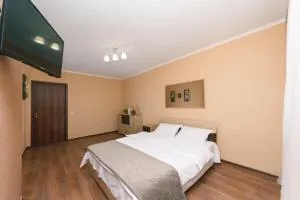 Квартира на Левом берегу с видом на озеро - Bortnichi