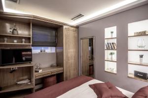 Opus 5 Luxury Apartment in Liston Corfu