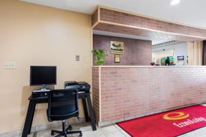 Econo Lodge Painted Post - Corning