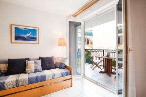 Palazzio Vieux Port by Welcome to Cannes