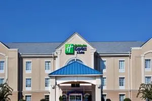 Holiday Inn Express & Suites Orangeburg by IHG - سانتي