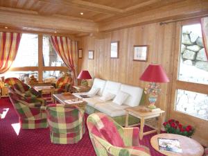 Hotels Aux Ducs de Savoie : photos des chambres