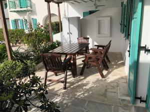 ORNOS MYKONOS 2 BEDROOM HOUSE WITH SWIMMING POOL Myconos Greece