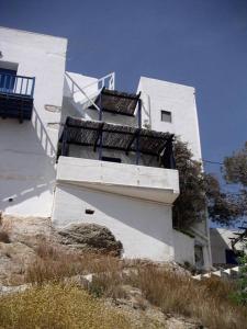 Alexis small villa with spectacular view Seriphos Greece