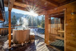 Double Room with Roof Terrace, Sauna and Hot Pot room in mama thresl