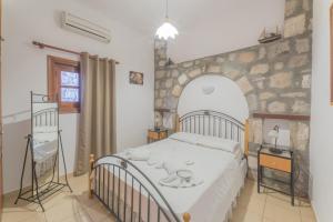 Alykes Studios Patmos Greece