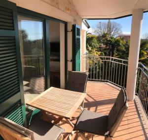 Todor Seaside Apartments