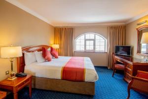 Economy Double or Twin Room- Noisy room in Killarney Towers Hotel & Leisure Centre