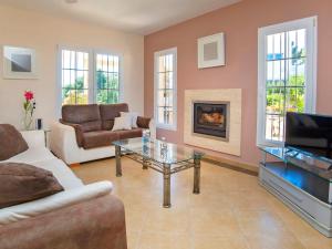 Holiday Home Nadine by Interhome