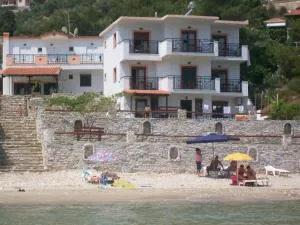 Dolphins House - 基尼拉