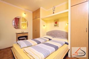 Garsoniera Ania Baile Felix