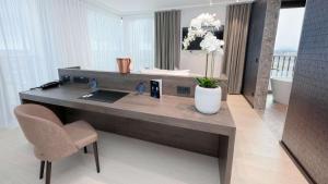 One-Bedroom Suite with Balcony room in Radisson Blu Hotel Bruges
