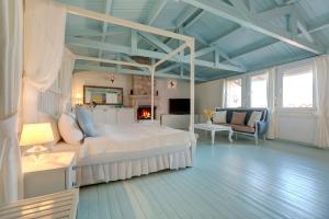 Suite room in Beyazhan Hotel