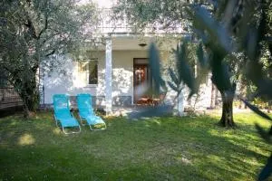 IseoLakeRental - Casa La Rondine - Predore