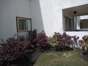 213 Golden Grove, Rockley