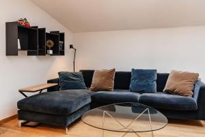 AirHome - Palm Tree Penthouse