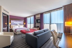 Hotels Holiday Inn Toulouse Airport, an IHG Hotel : photos des chambres