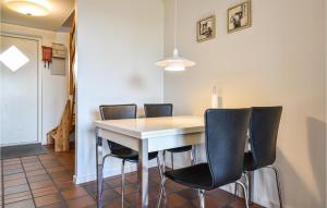 Lovely Apartment In Lemvig With Kitchen
