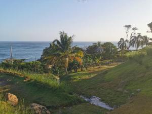 Ocean Breeze Cove - Luxury Retreat