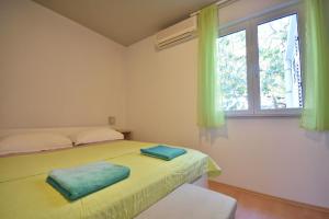 Room 4 Two