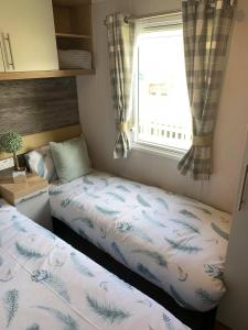 3 bed presitage caravan Doniford Bay