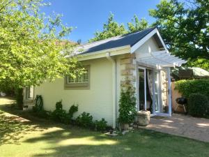 Oak Leaves Cottage Clarens