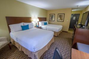 Queen Room with Two Queen Beds room in Holiday Inn Bloomington Airport an IHG Hotel