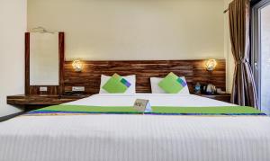 Treebo JP Cottage with Swimming Pool